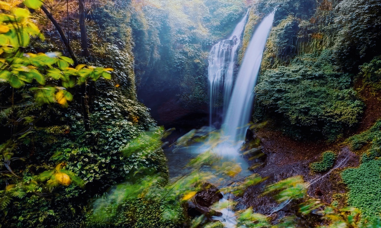 ALING - ALING WATERFALL | BALI INTEREST PLACE | BALI GOLDEN TOUR