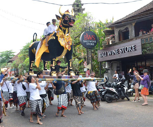 Ngaben Ceremony | Balinese Cremation Ritual | Bali Golden Tour