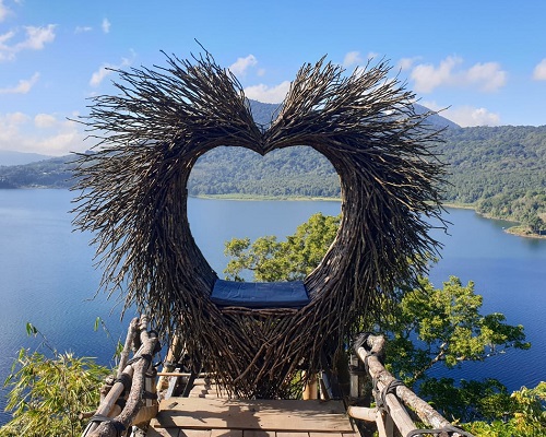 Heart Shape Rattan - Wanagiri Hidden Hill
