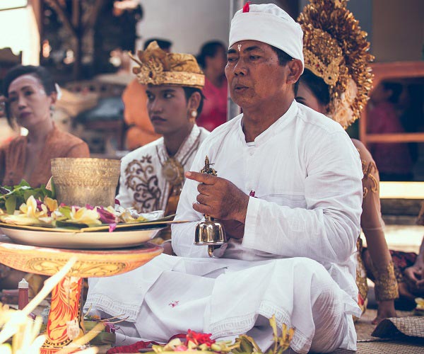 Balinese Wedding Ceremony | Bali Hindu Mariage Procession | Bali Golden Tour