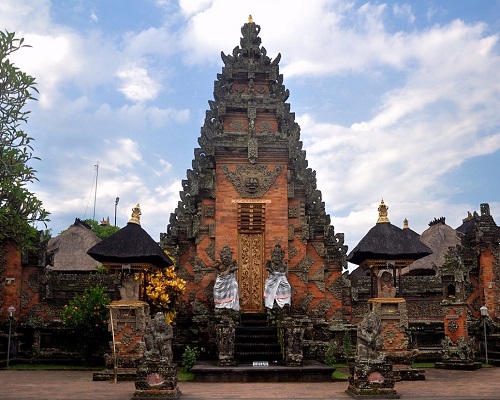 Batuan Temple | Gianyar Places of Interest | Bali Golden Tour