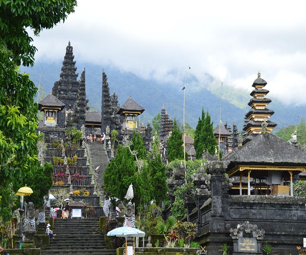 Besakih Temple | Round Trip 7 Days and 6 Nights Tour | Bali Golden Tour