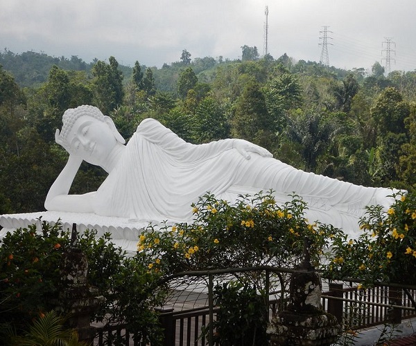 Dharma Giri Vihara | Sleeping Buddha Statue | Bali Golden Tour