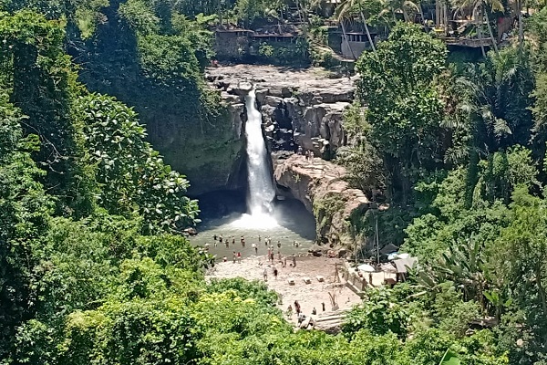 Bali VW Safari Tour | Tegenungan Waterfall