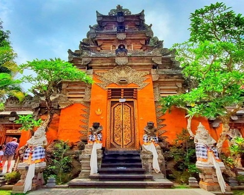 Bali Swing and Ubud Tour | Bali Ubud Royal Palace | Bali Golden Tour